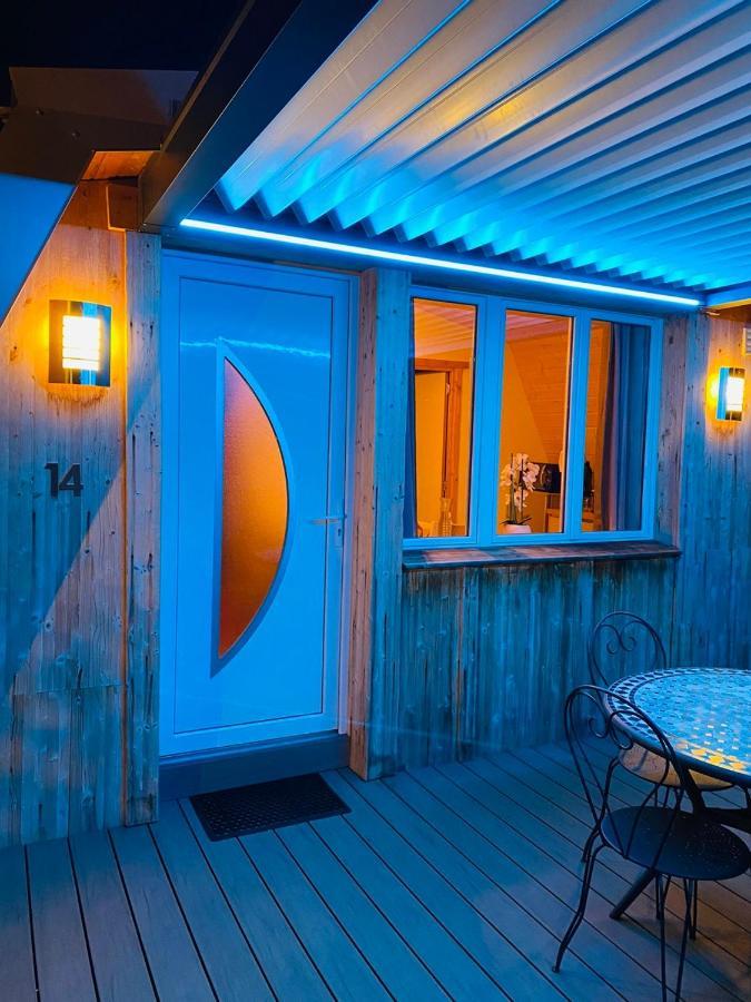 Au-Doux-Altic Chalet Romantique Avec Jacuzzi Et Sauna Métabief Exterior foto